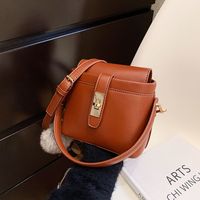 New Fashion Niche Messenger Bag Retro Western Portable Bucket Bag sku image 1