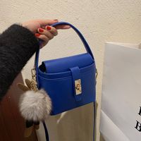 New Fashion Niche Messenger Bag Retro Western Portable Bucket Bag sku image 6