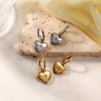 European And American Stainless Steel Eight-pointed Star Zircon Inlaid Heart-shaped Pendant Ear Hoop main image 4
