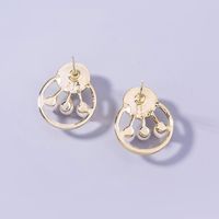 European And American Golden Pearl Round Flower Earrings main image 6