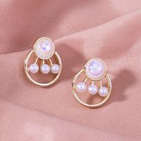 European And American Golden Pearl Round Flower Earrings sku image 1
