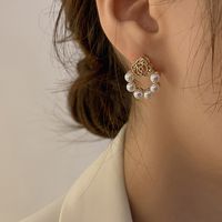 Korean Elk Butterfly Pearl Earrings Diamond Circle Pearl Pendant Earrings main image 3
