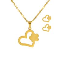 Fashion Heart-shaped Flower Pendant Necklace Earrings Two-piece Set main image 1