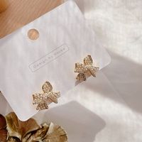 Micro-inlaid Pearl Golden Bow Fashion Earrings main image 6