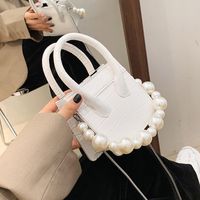 New Trendy Fashion Pearl Chain Messenger Bag main image 6