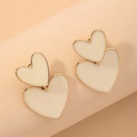 Simple Cute Fashion Heart Earrings main image 1