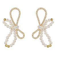 Diamond-studded Pearl Bow Retro Earrings main image 6