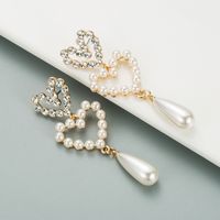 Fashion Pearl Diamond Heart-shaped Earrings main image 3
