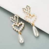 Boucles D&#39;oreilles En Forme De Coeur Avec Perles Et Diamants main image 5