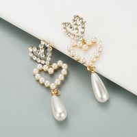 Fashion Pearl Diamond Heart-shaped Earrings main image 5