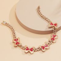 Retro Diamond-studded Simple Diamond Butterfly Necklace main image 5