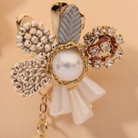 Diamond-studded Pearl Crystal Flower Earrings main image 5