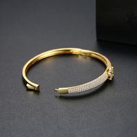 Fashion Copper Inlaid Zircon Bracelets main image 4
