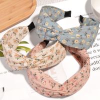 Fashion Chiffon Wide-brimmed Flower Headband main image 3