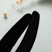 Fashion Baroque Black Flannel Diamond-studded Flower Headband main image 5