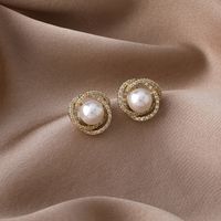 Korean Simple Pearl Zircon Earrings main image 3