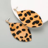 Retro Leather Leopard Rhinestone Earrings main image 5