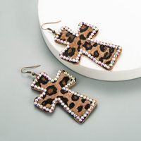 Kreuz Doppelseitig Bedruckte Leder Ohrringe Mit Leopardenmuster sku image 3