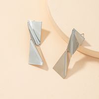 Retro Fashion Geometric Metal Earrings sku image 2