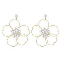 Korean Hand-woven Flower Pearl Earrings main image 2