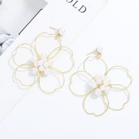 Korean Hand-woven Flower Pearl Earrings main image 3