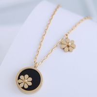 Fashion Titanium Steel Round Daisy Necklace main image 2