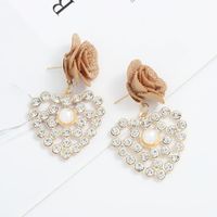 Herzförmige Diamantohrringe Aus Koreanischer Stoffblume main image 6