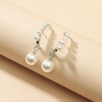 Fashion Pearl Pendant Retro Earrings main image 4