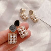 Korean Geometric Pearl Earrings main image 3