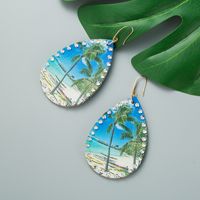 Fashion Leather Coconut Tree Print Drop-shaped Earrings main image 3