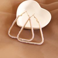 Fashion Triangle Round Pearl Earrings main image 5