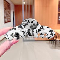 Acrylic Cow Pattern Hollow Butterfly Hair Clip sku image 10