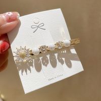 Korean Pearl Flower Crystal Hairpin main image 1