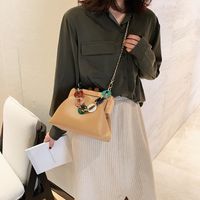 New Korean Fashion Wood Lock Shell Bag main image 5