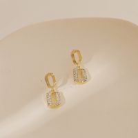Boucles D&#39;oreilles Géométriques Diamant Sauvage Mode Coréenne main image 6