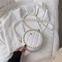 Fashion Pearl Chain Small Round Bag sku image 8