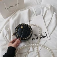 Fashion Pearl Chain Small Round Bag sku image 5