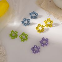 Simple Color Pearl Flower Round Earrings Wholesale main image 1