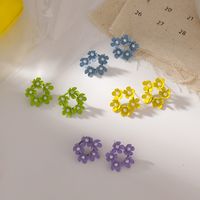 Simple Color Pearl Flower Round Earrings Wholesale main image 4