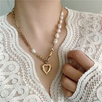 Baroque Thick Chain Pearl Hollow Heart-shape Necklace main image 4