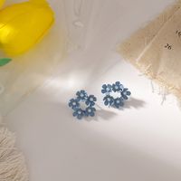 Simple Color Pearl Flower Round Earrings Wholesale sku image 2
