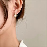 Fashion Hollow Triangle Diamond Earrings Wholesale main image 6