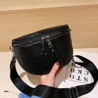 Fashion Solid Color Soft Leather Chest Bag Strap Crocodile Pattern Crossbody Bags main image 1