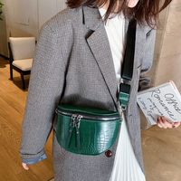 Fashion Solid Color Soft Leather Chest Bag Strap Crocodile Pattern Crossbody Bags main image 4