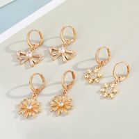 Korean Diamond-studded Zircon Flower Earring main image 1