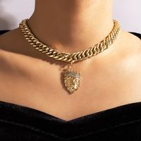 Retro Exaggerated Diamond Pendant Necklace sku image 1