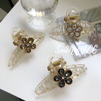 Korean Transparent Rhinestone Alloy Flower Shark Clip main image 2