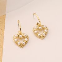 Fashion Heart Pearl Earrings main image 1