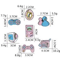 Korea Kreative Niedliche Karikatur Retro Spielkonsole Brosche main image 6