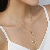 Fashion Diamond-studded Snake Pendant Necklace main image 3
